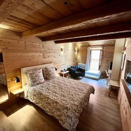 Suite "Chalet" Dans Maison De Village La Brigue Exteriér fotografie